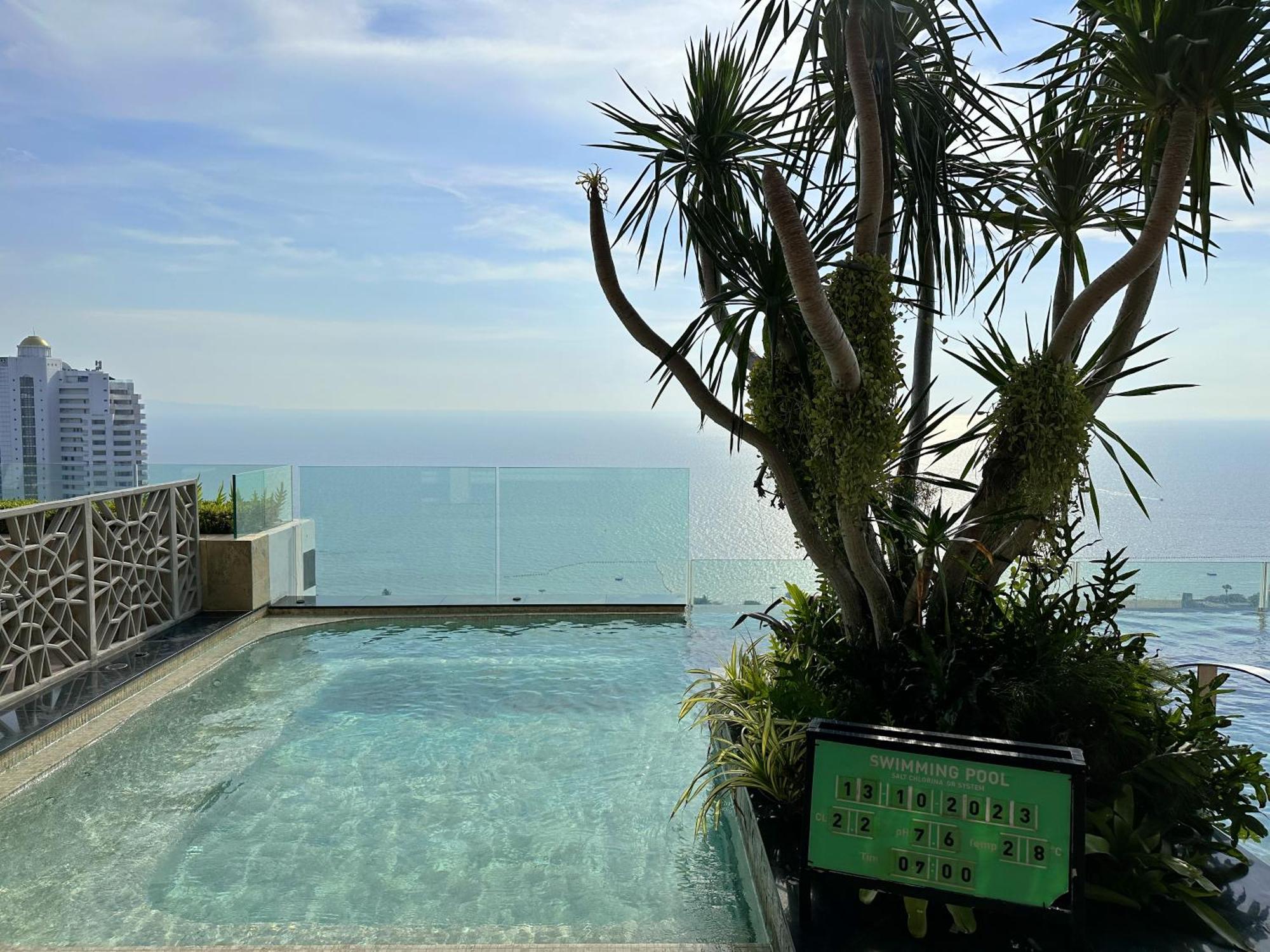 芭提雅高层海景奢华公寓the Riviera Jomtien生香家直达海滩2704 Экстерьер фото